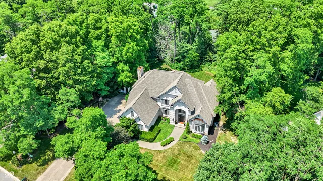$1,175,000 | 9690 Irishman's Run Lane, Zionsville, IN 46077