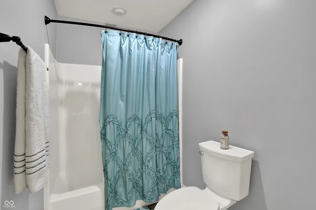 $1,175,000 | 9690 Irishman's Run Lane, Zionsville, IN 46077