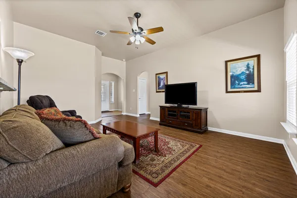 $275,000 | 1205 Twin Estates Drive, Kyle, TX 78640