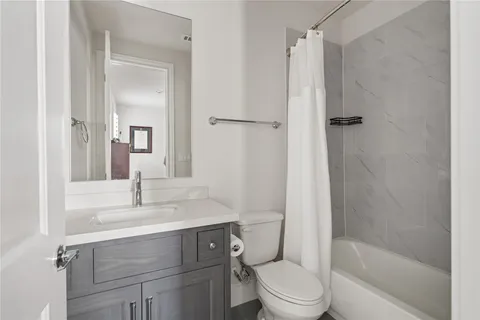 $565,000 | 8743 Oak Kolbe Lane, Houston, TX 77080