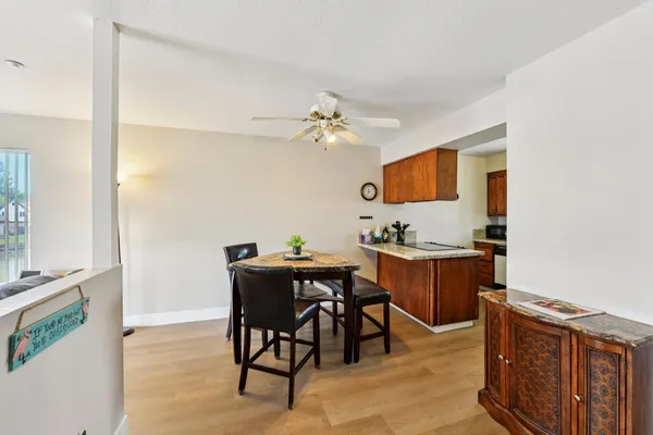 $330,000 | 6241 Riverside Boulevard, Unit 219, Sacramento, CA 95831