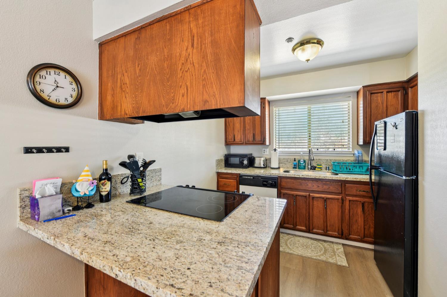 6241 Riverside Boulevard, Unit 219 Sacramento, CA 95831 - Photo 14 of 32