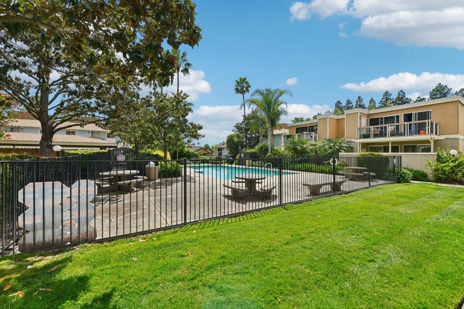 6241 Riverside Boulevard, Unit 219 Sacramento, CA 95831 - Photo 29 of 32