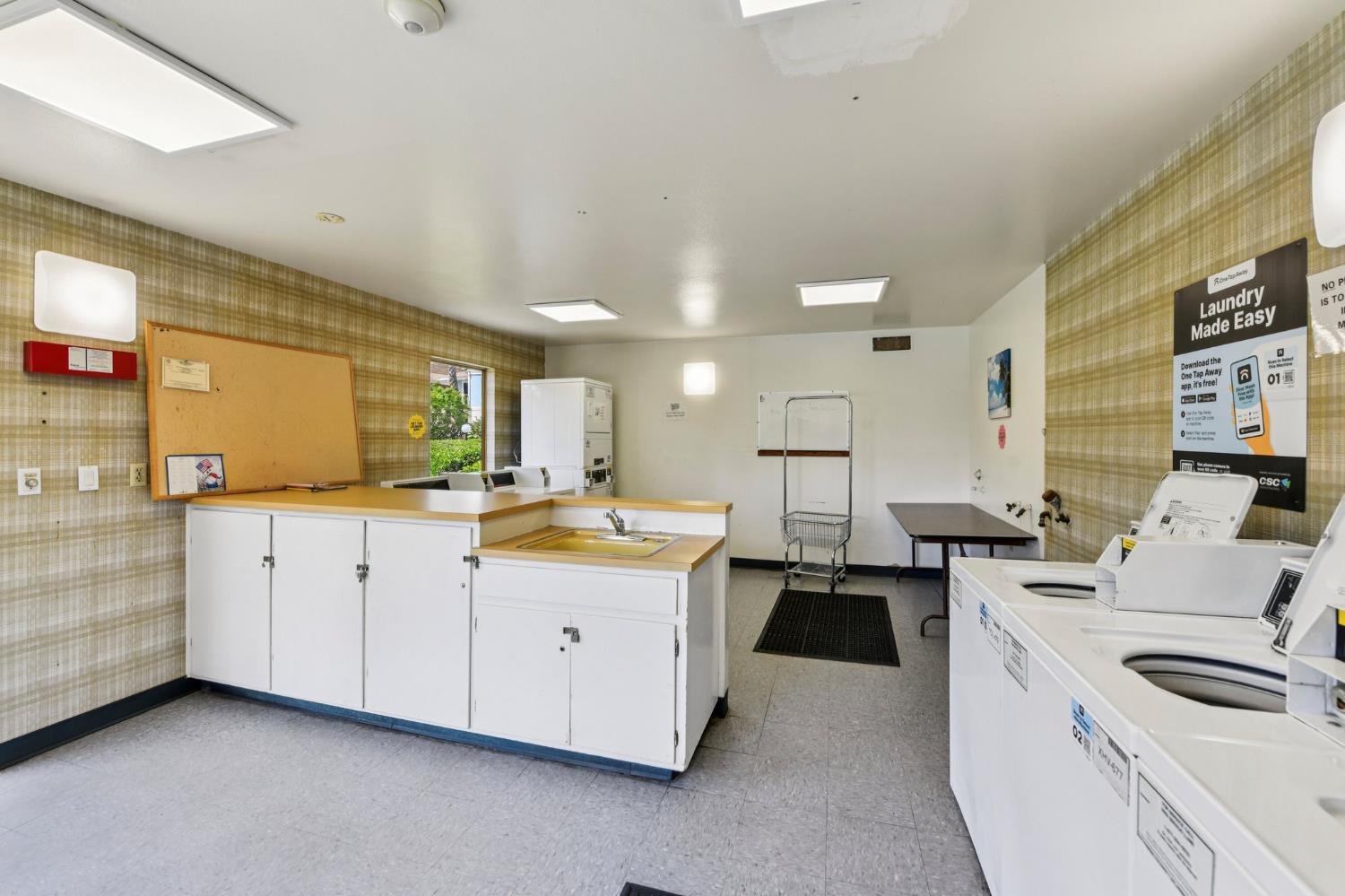 6241 Riverside Boulevard, Unit 219 Sacramento, CA 95831 - Photo 31 of 32