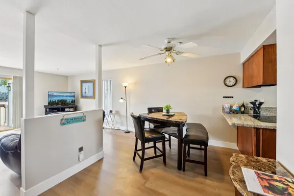 $330,000 | 6241 Riverside Boulevard, Unit 219, Sacramento, CA 95831