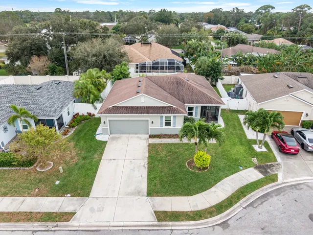 $409,000 | 110 65th Avenue East, Bradenton, FL 34203