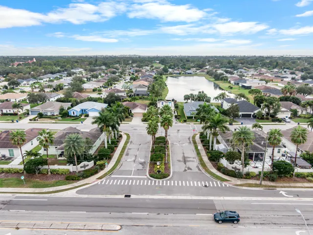 $409,000 | 110 65th Avenue East, Bradenton, FL 34203