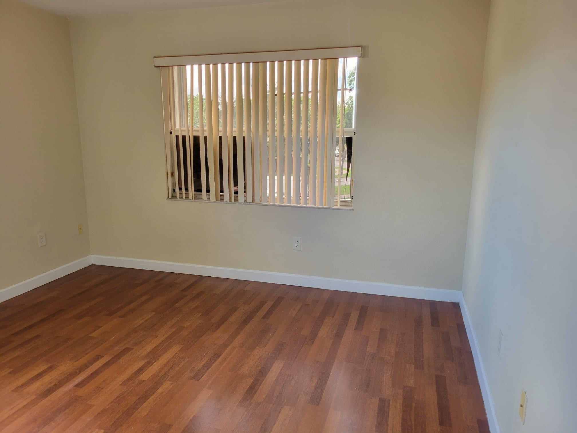 1570 Northeast 33rd Road, Unit 201 Homestead, FL 33033 - Photo 19 of 32 Photo 20