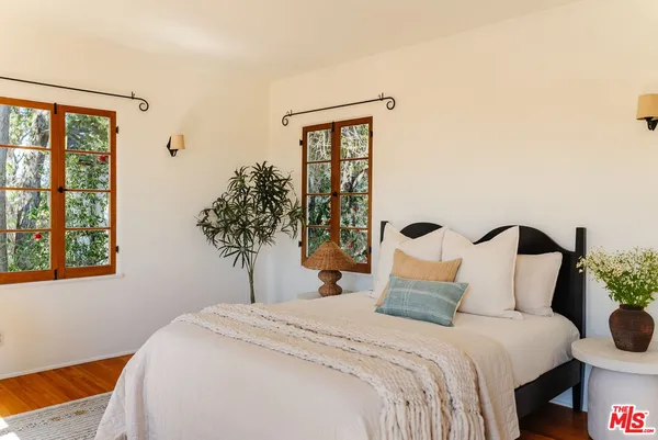 $1,895,000 | 2452 Lanterman Terrace, Los Angeles, CA 90039