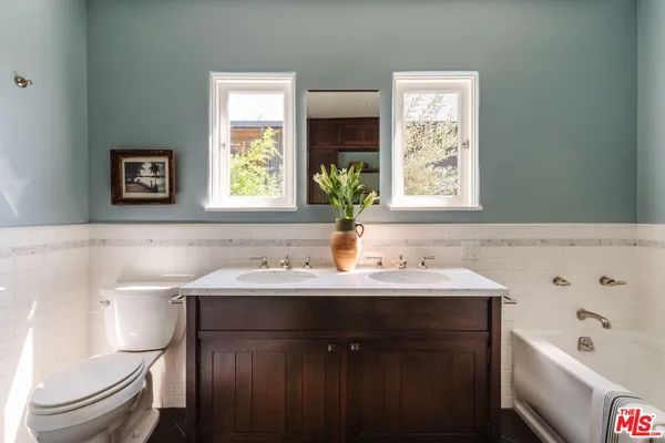 $1,895,000 | 2452 Lanterman Terrace, Los Angeles, CA 90039