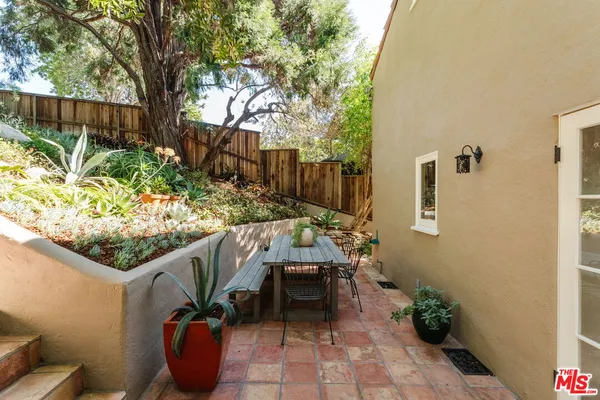 $1,895,000 | 2452 Lanterman Terrace, Los Angeles, CA 90039