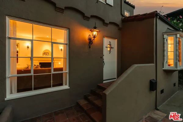 $1,895,000 | 2452 Lanterman Terrace, Los Angeles, CA 90039