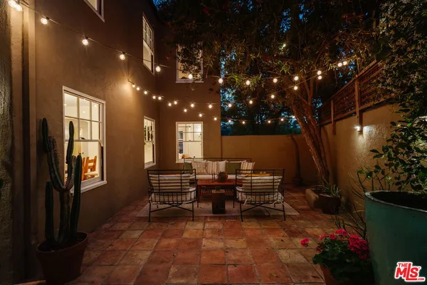 $1,895,000 | 2452 Lanterman Terrace, Los Angeles, CA 90039