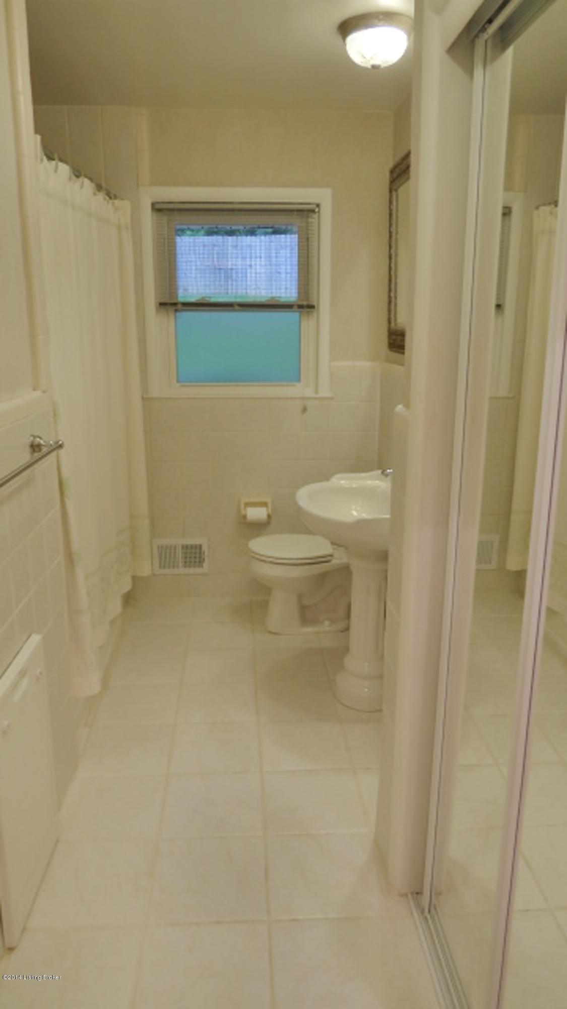 2407 Dundee Road Louisville, KY 40205 - Photo 28 of 67 IMG_1334_enfused