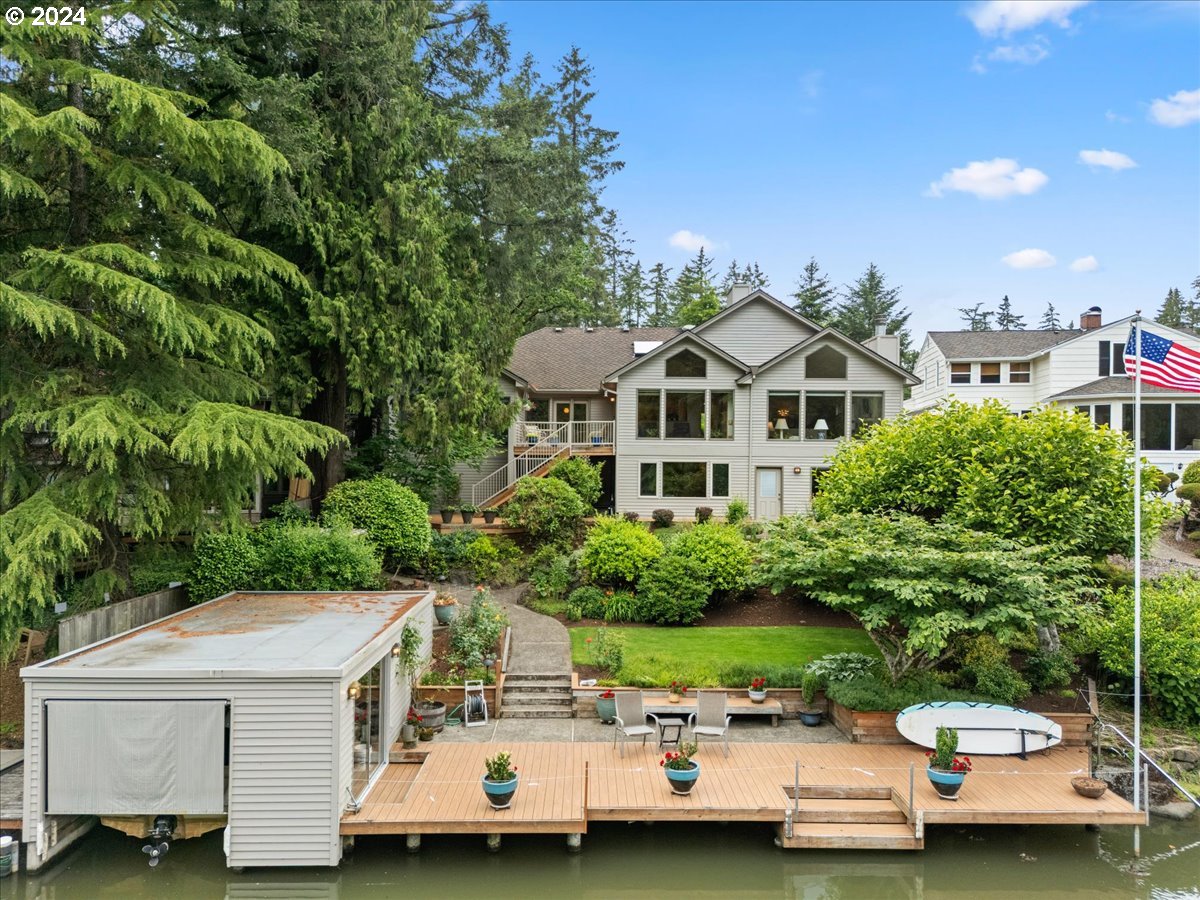 17288 Cedar Road Lake Oswego, OR 97034 - Photo 1 of 45 Gallery Image 1