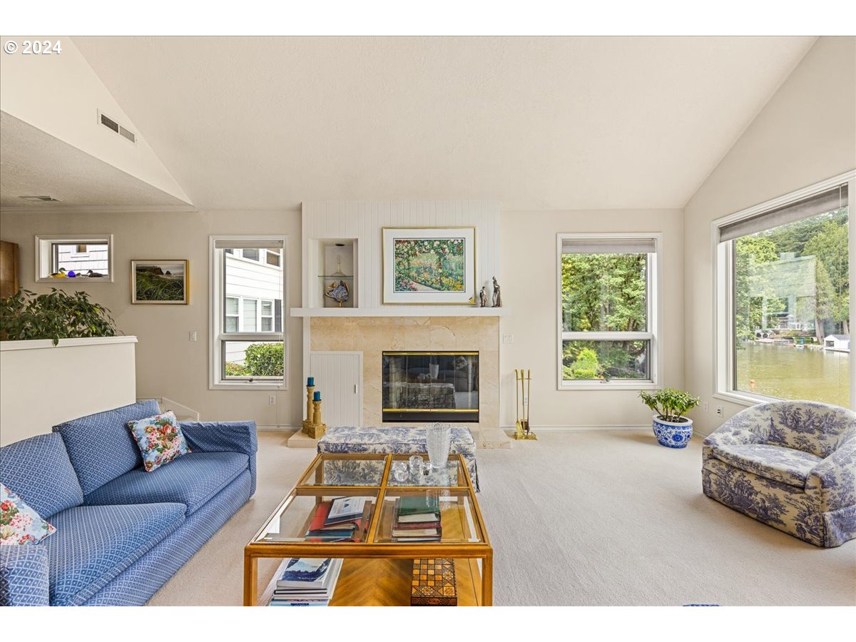 17288 Cedar Road Lake Oswego, OR 97034 - Photo 20 of 45 Gallery Image 20