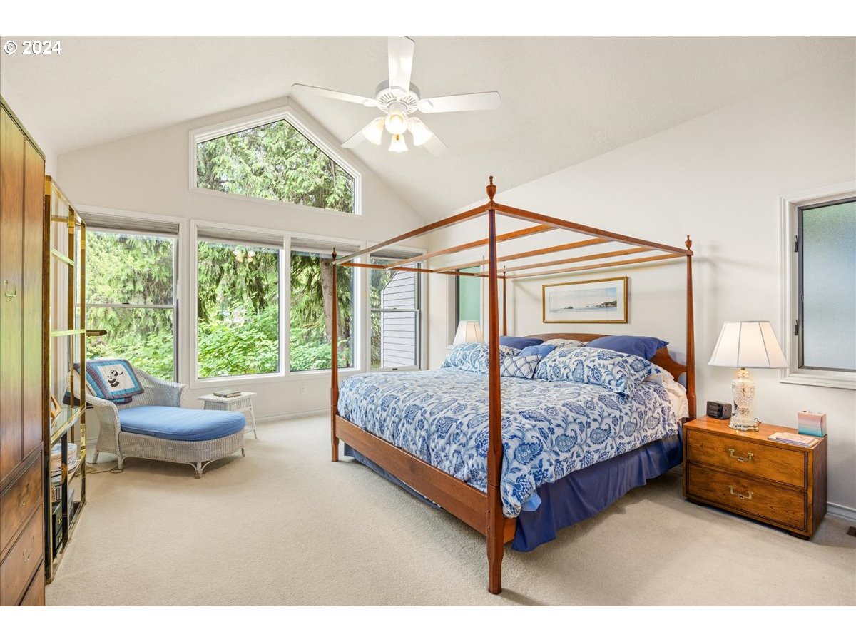 17288 Cedar Road Lake Oswego, OR 97034 - Photo 26 of 45 Owner's Suite Bedroom