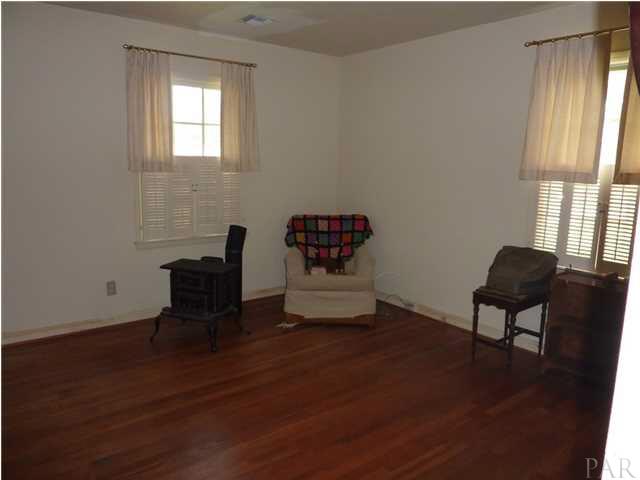 3990 Aiken Road Pensacola, FL 32503 - Photo 10 of 14