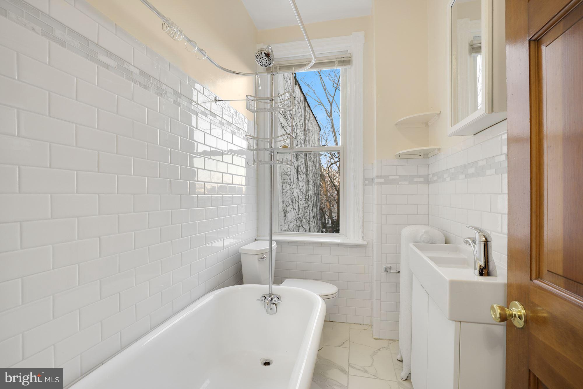 616 11th Street Northeast Washington, DC 20002 - Photo 13 of 22