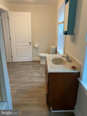 $2,885 | 616 11th Street Northeast, Washington, DC 20002