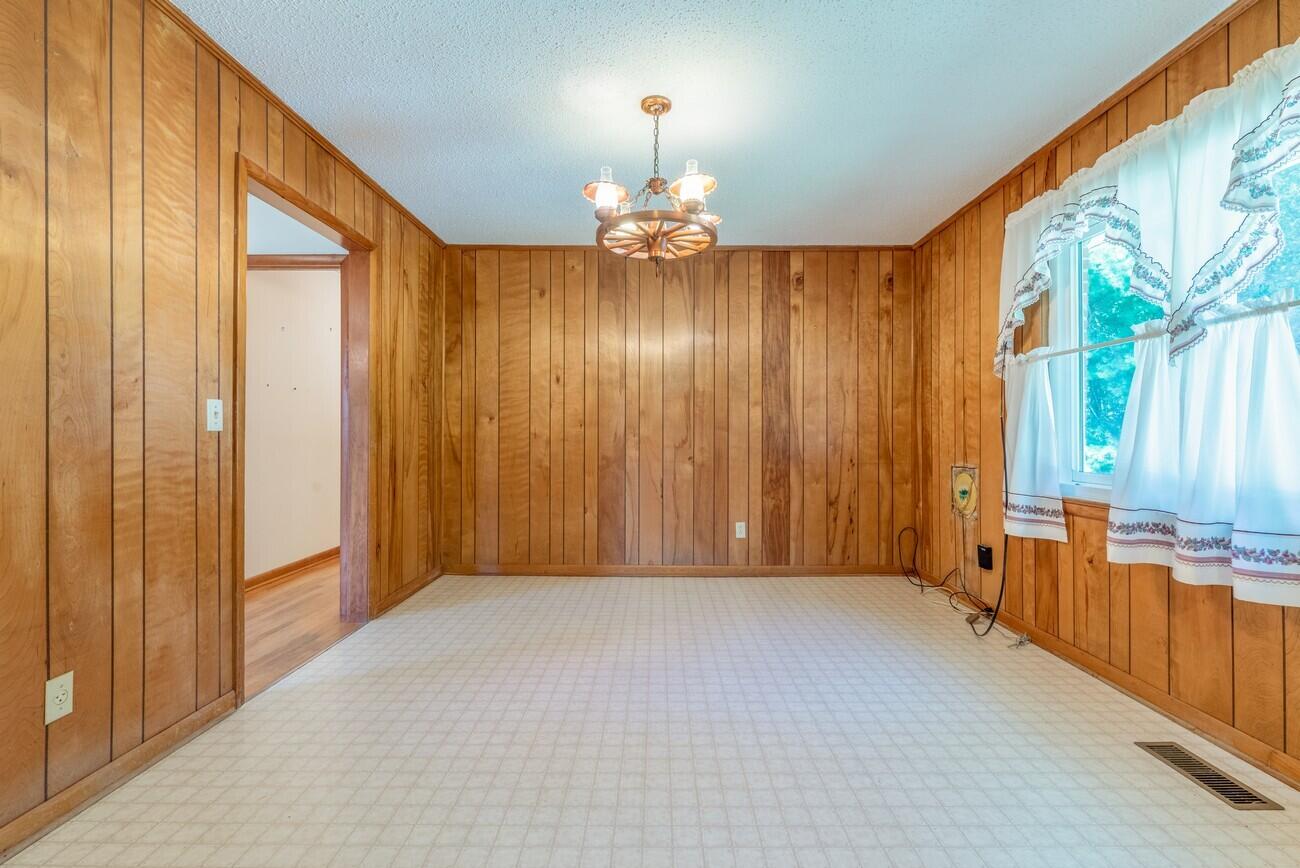848 West Nickajack Road Ringgold, GA 30736 - Photo 19 of 34 Nickajack (9)
