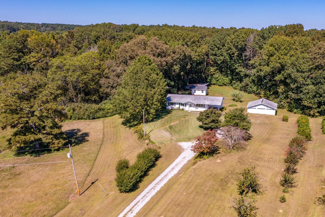 848 West Nickajack Road Ringgold, GA 30736 - Photo 3 of 34 Nickajack (32)