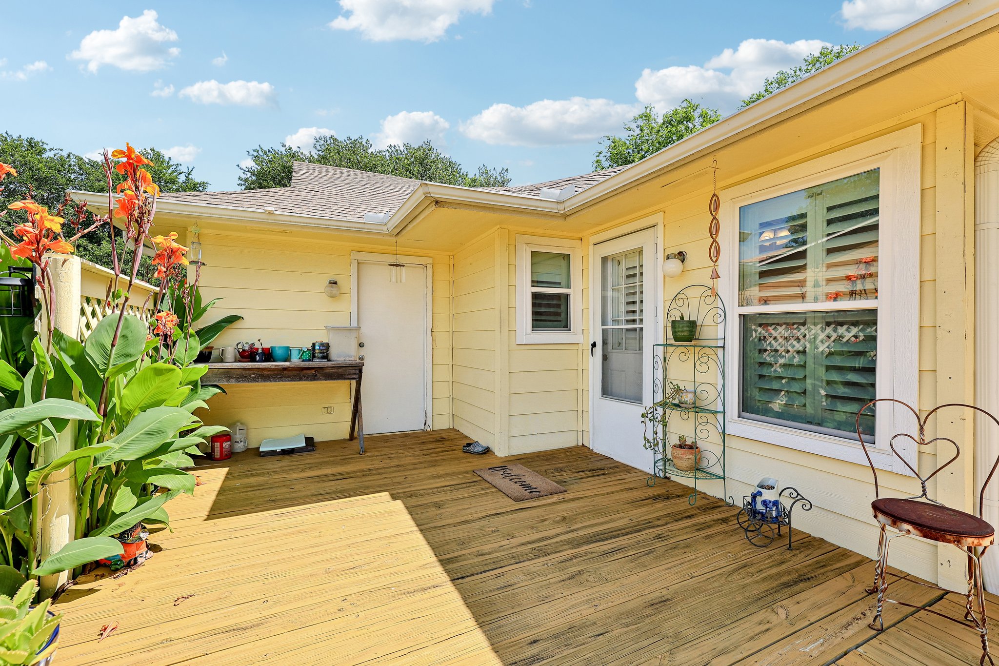 94 Louise Street Elgin, TX 78621 - Photo 26 of 38