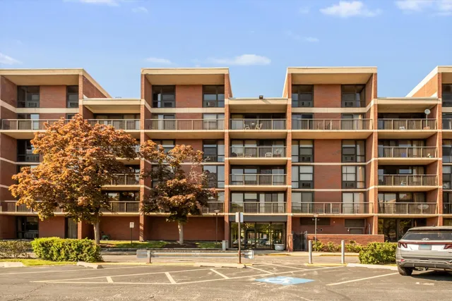 a view of multiple building