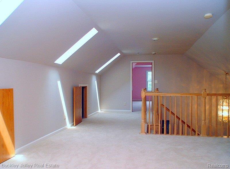 2385 Botsford Road Howell, MI 48855 - Photo 10 of 19 Neutral Upstairs Landing.jpg