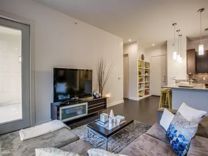 $2,700 | 2950 McKinney Avenue, Unit 304, Dallas, TX 75204