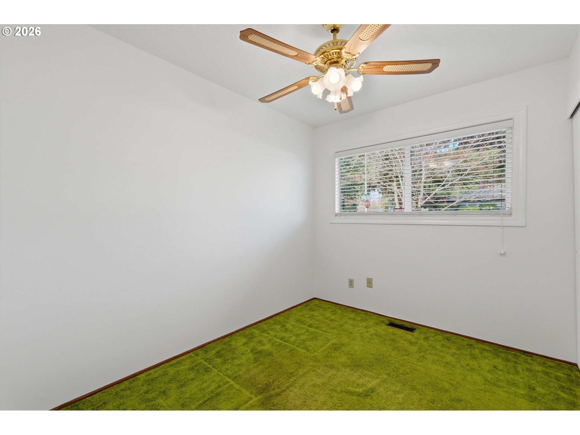 16706 Southeast Ankeny Street Portland, OR 97233 - Photo 24 of 43 an empty room with a window