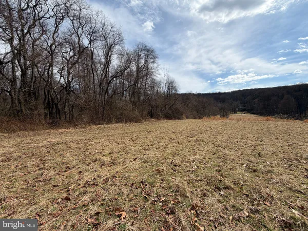 $1,400,000 | 20 Ward Lane, Macungie, PA 18062