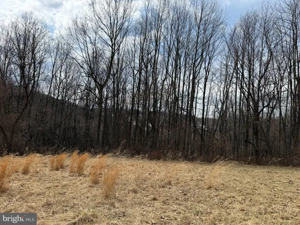 $1,400,000 | 20 Ward Lane, Macungie, PA 18062