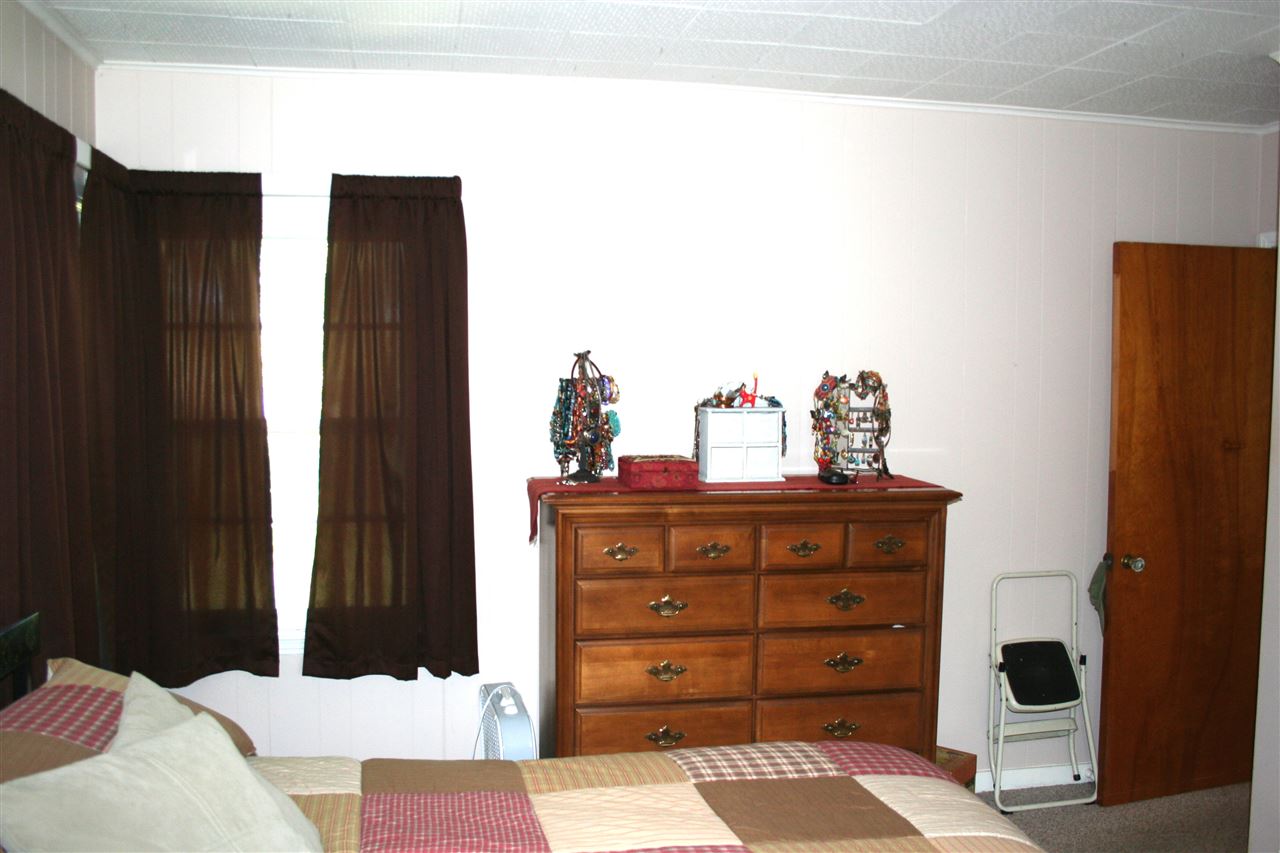 11620 East Tatch Road Suttons Bay, MI 49682 - Photo 19 of 87 1806457-18.JPG