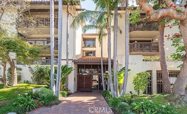 $815,000 | 8512 Tuscany Avenue, Unit 222, Playa del Rey, CA 90293