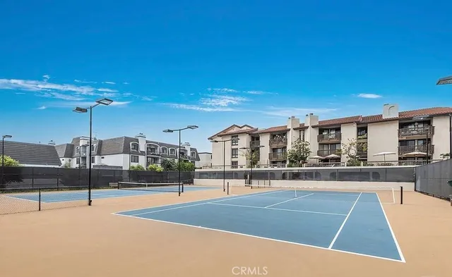 $815,000 | 8512 Tuscany Avenue, Unit 222, Playa del Rey, CA 90293