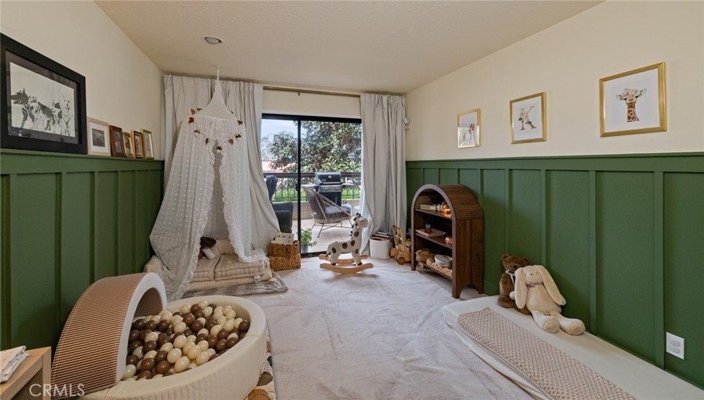 8512 Tuscany Avenue, Unit 222 Playa del Rey, CA 90293 - Photo 15 of 24 a view of a bed in a room