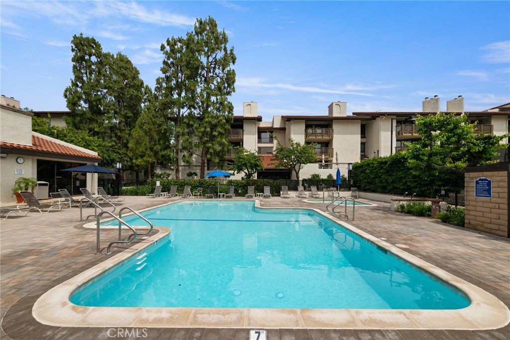 8512 Tuscany Avenue, Unit 222 Playa del Rey, CA 90293 - Photo 22 of 24 a view of a house with sitting area