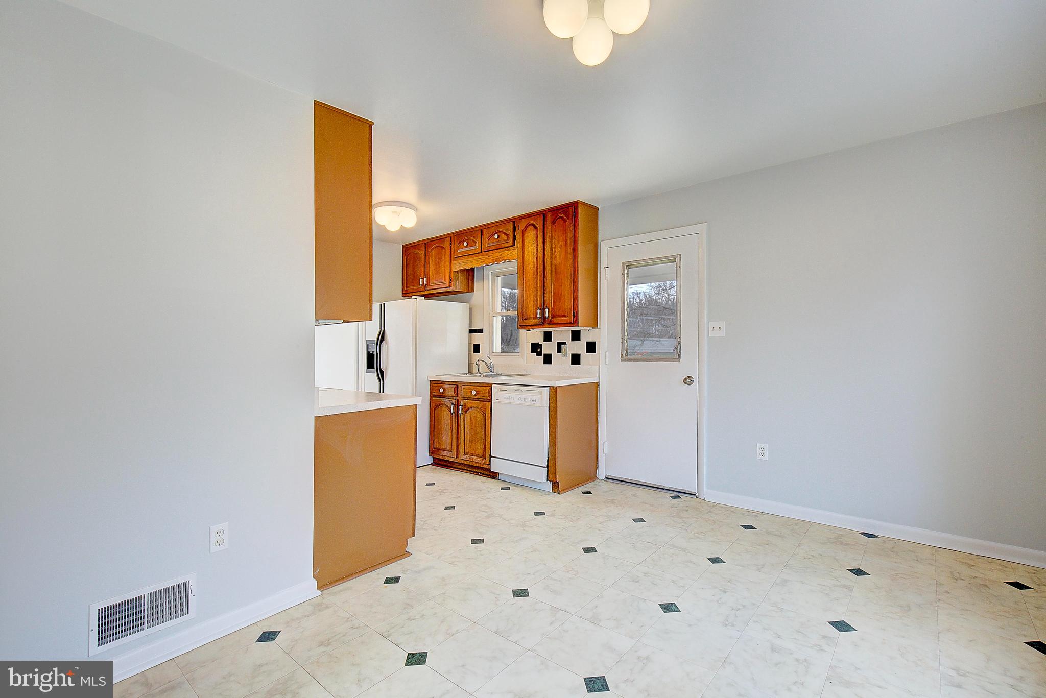 16005 Kent Road Laurel, MD 20707 - Photo 7 of 80 Gallery Image 7