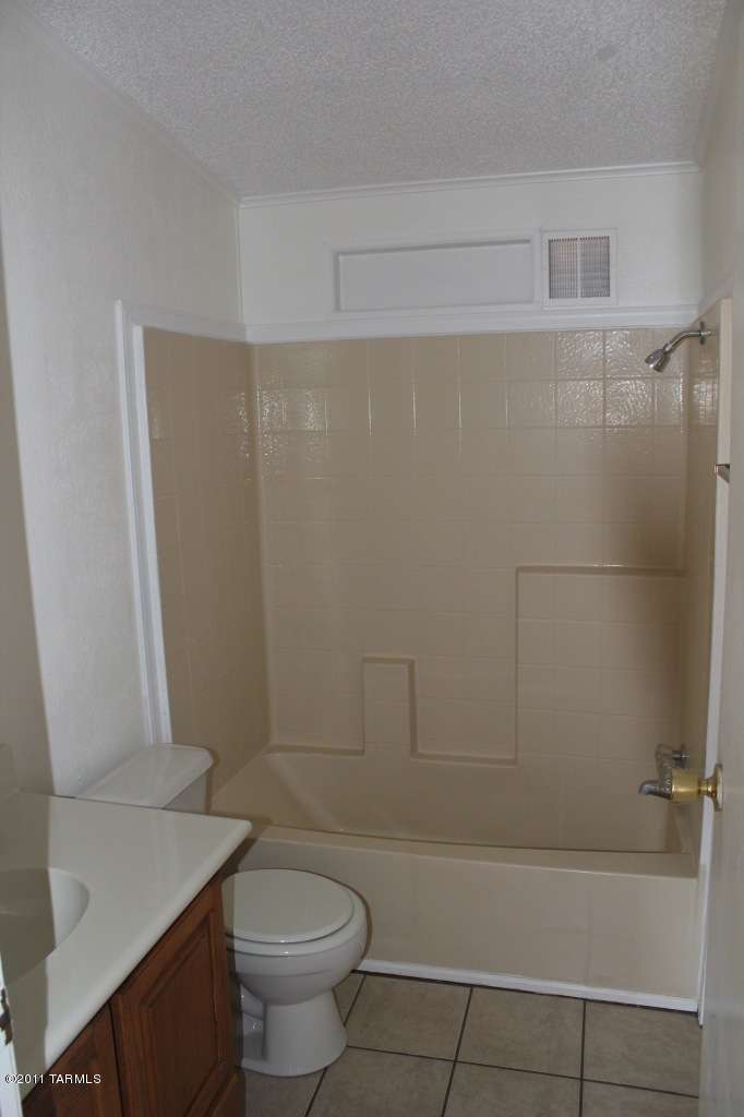 12775 South Ocotillo Ridge Trail Vail, AZ 85641 - Photo 10 of 13 Gallery Image 10