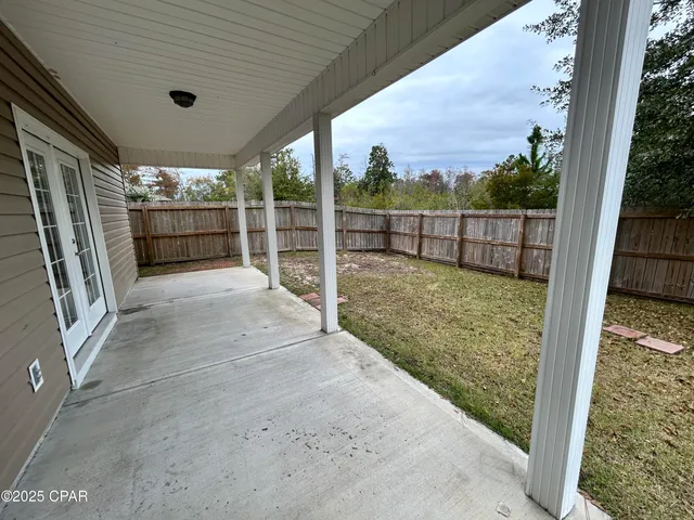 $1,995 | 810 East 24th Street, Lynn Haven, FL 32444