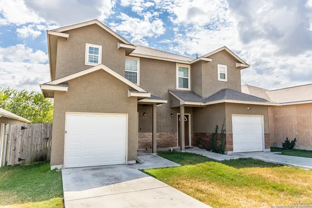 $995 | 5722 Golf Heights, Unit 1, San Antonio, TX 78244