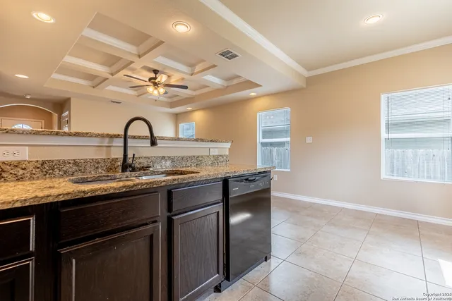 $995 | 5722 Golf Heights, Unit 1, San Antonio, TX 78244