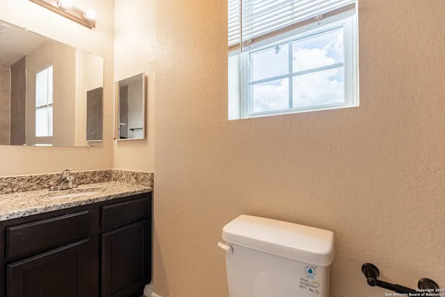 $995 | 5722 Golf Heights, Unit 1, San Antonio, TX 78244