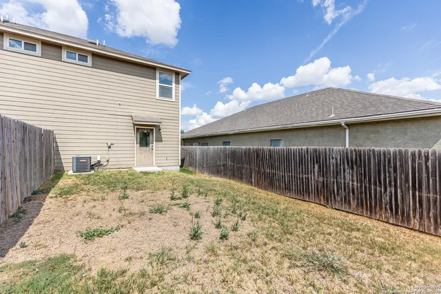 $995 | 5722 Golf Heights, Unit 1, San Antonio, TX 78244