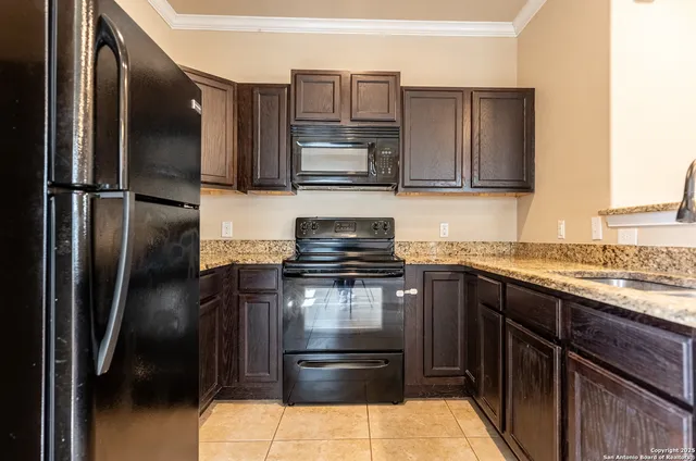 $995 | 5722 Golf Heights, Unit 1, San Antonio, TX 78244