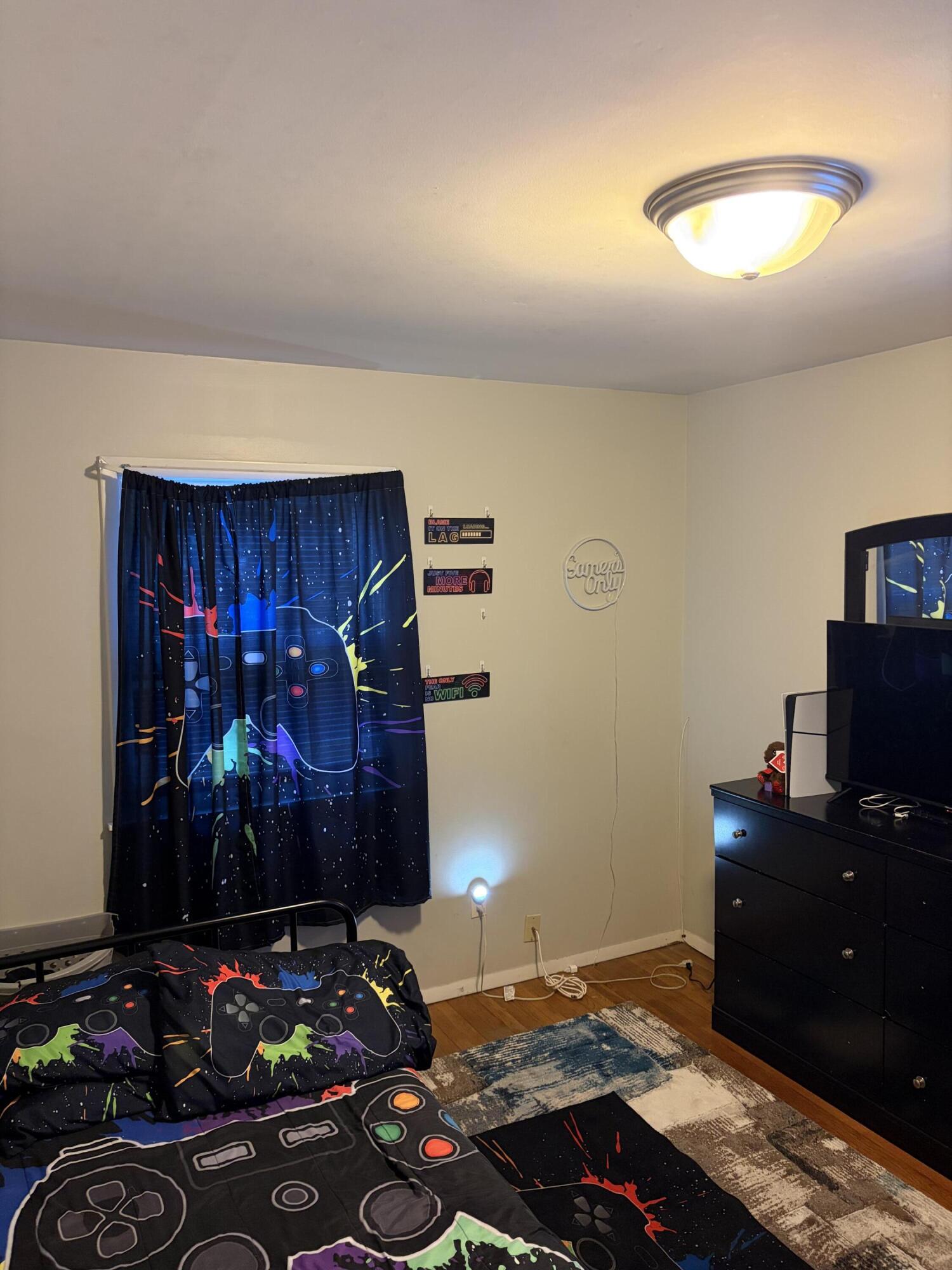 409 Holly Road Michigan City, IN 46360 - Photo 10 of 20 1500x2000