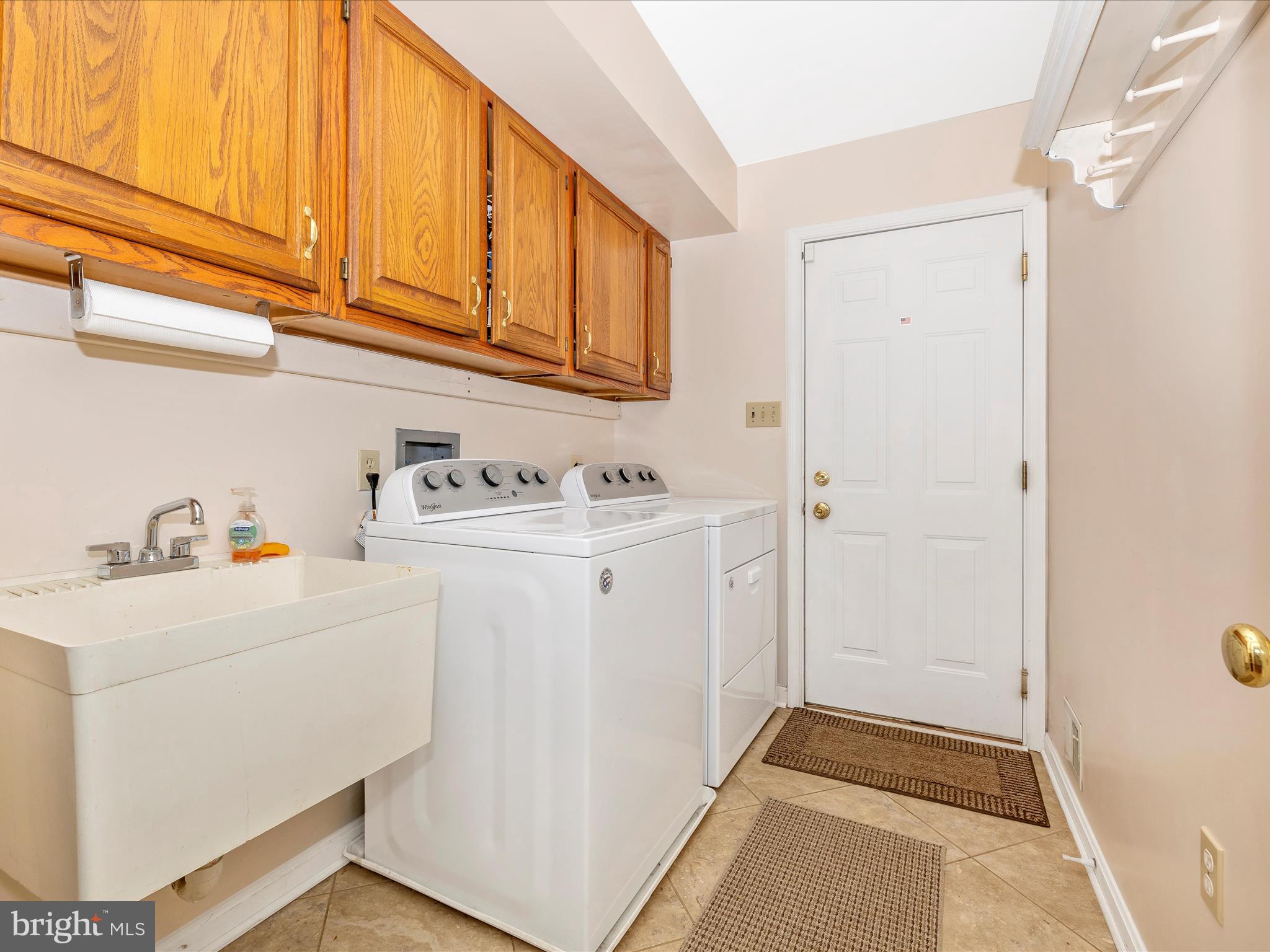 2207 Banner Hill Road Frederick, MD 21702 - Photo 18 of 72 Laundry Room