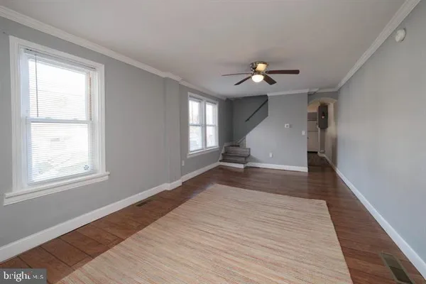 $1,800 | 607 West Lawn Avenue, Reading, PA 19609