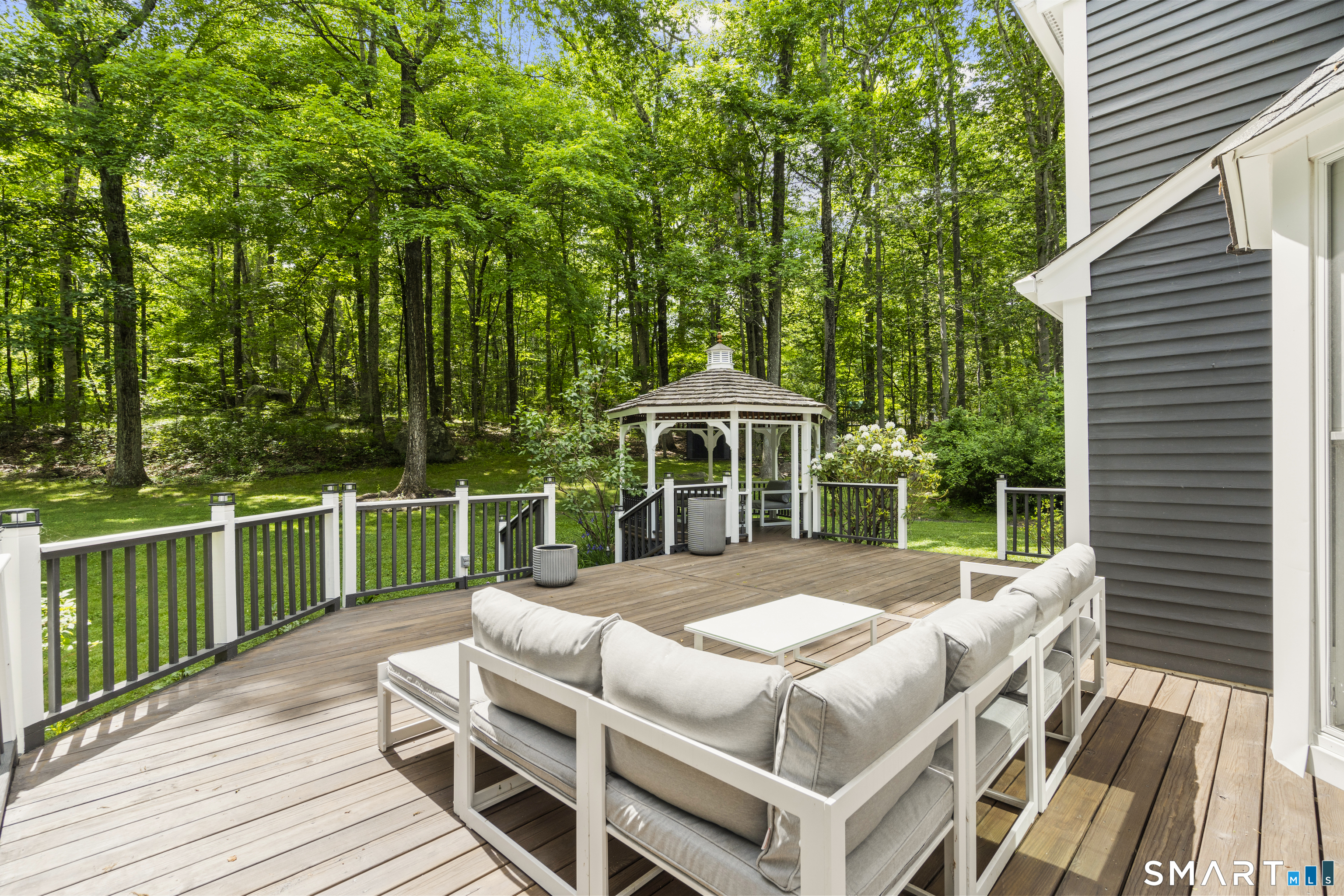 250 Thunder Lake Road Wilton, CT 06897 - Photo 29 of 40